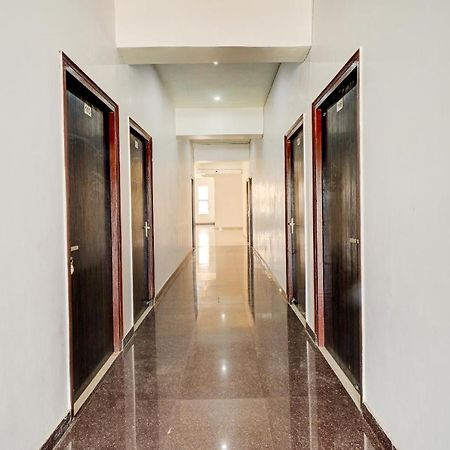 Oyo 72429 New Abhinandan Hotel Amroha Exterior foto