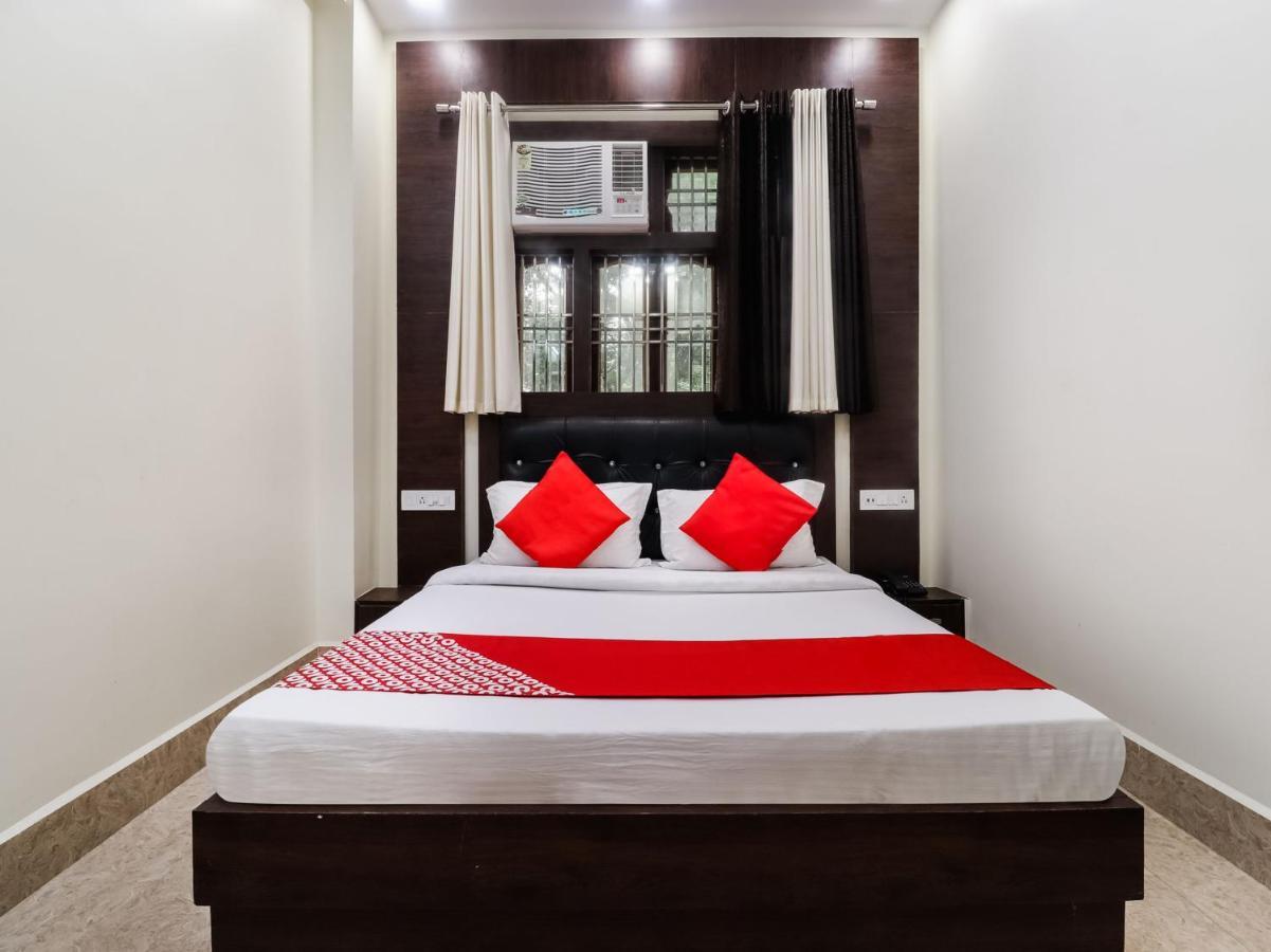 Oyo 72429 New Abhinandan Hotel Amroha Exterior foto